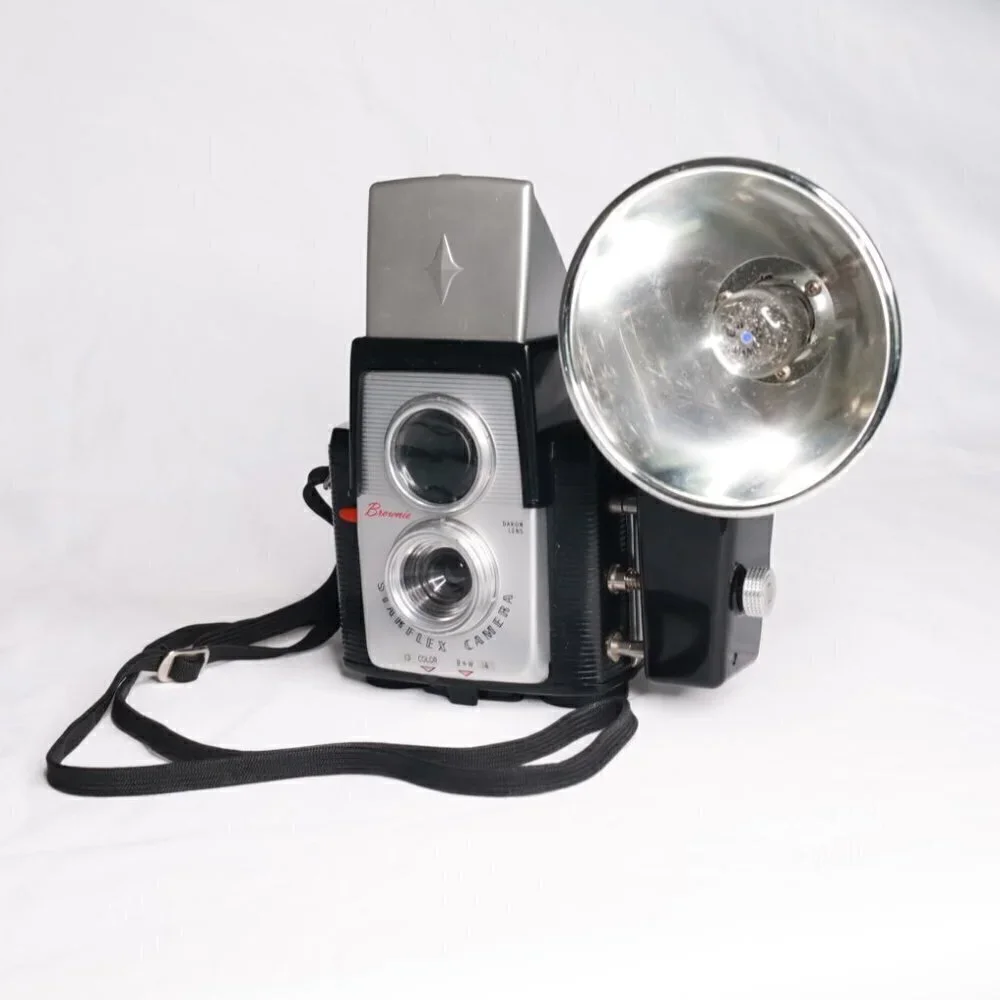 Kodak Brownie Starflex Full Kit: Original Box + Flash + Bulbs + User Manual